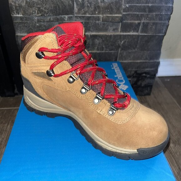 Columbia Women's Newton Ridge Plus Waterproof Amped Size 6.5 Elk Mountain Red - Picture 3 of 7
